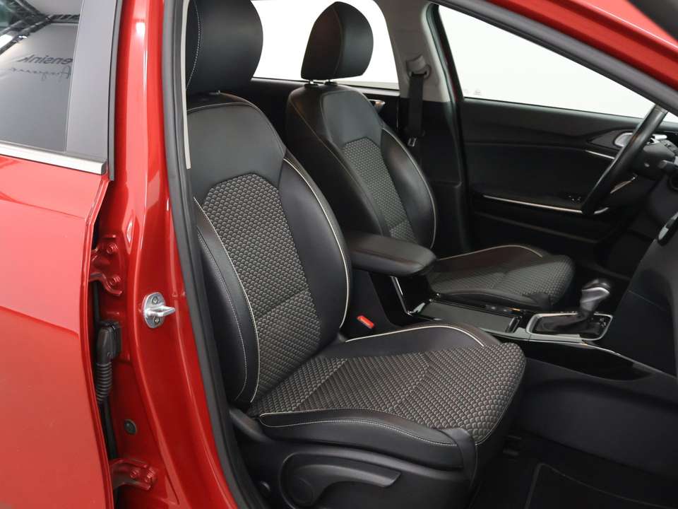 Kia Ceed SW / cee'd SW - Imagem 10