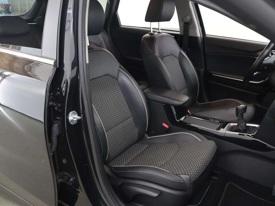 Kia Ceed SW / cee'd SW - Imagem 10