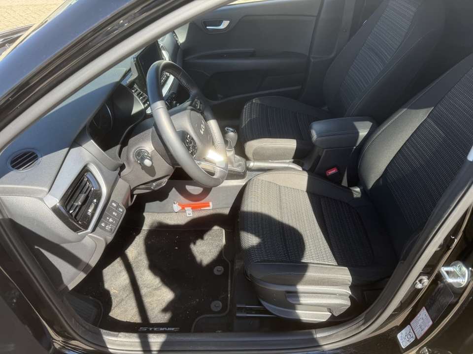 Kia Stonic - Imagem 11