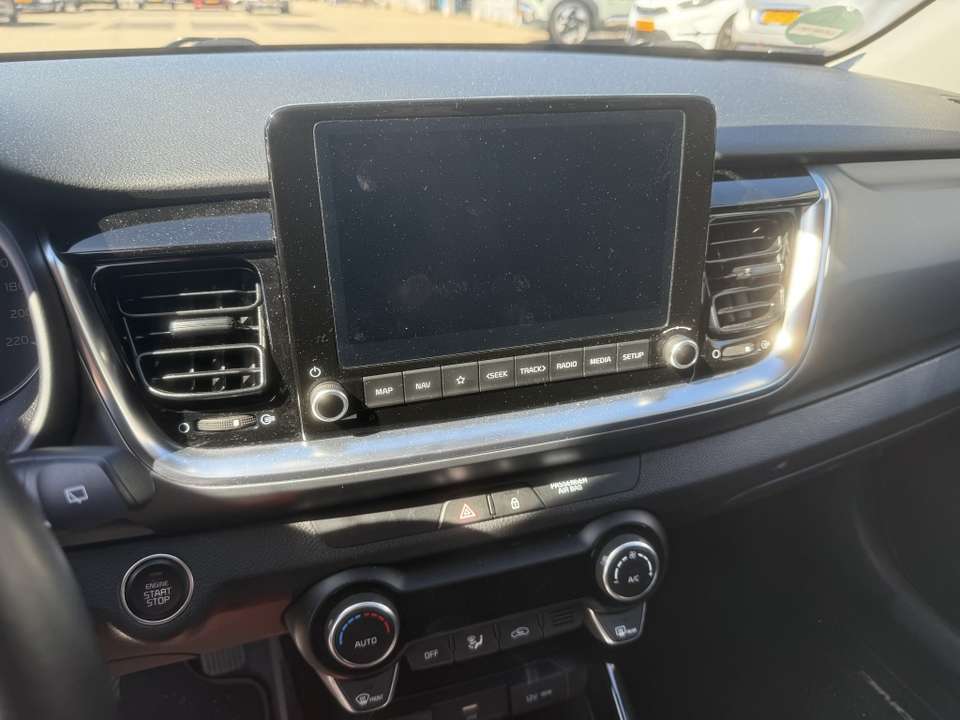 Kia Stonic - Imagem 13