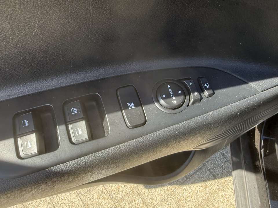 Kia Stonic - Imagem 14