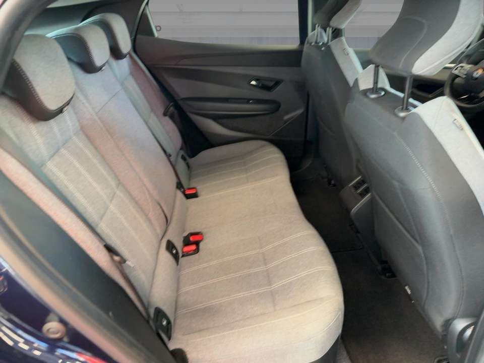 Renault Megane E-Tech - Imagem 10