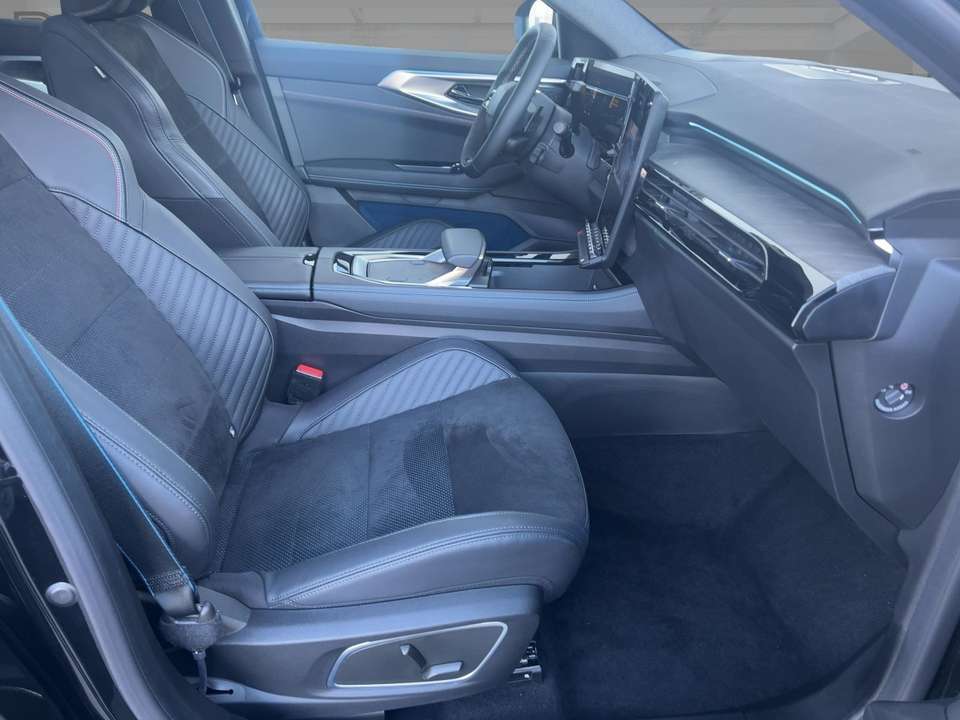 Renault Rafale - Imagem 9