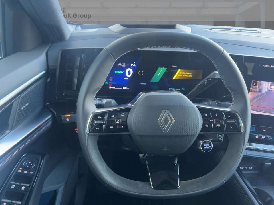 Renault Rafale - Imagem 12