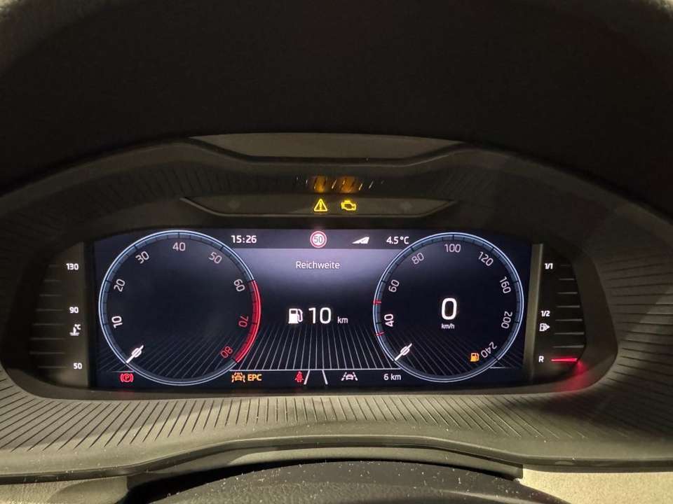 Skoda Scala - Imagem 12