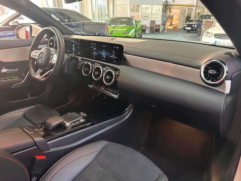 Mercedes-Benz CLA 250 - Imagem 10