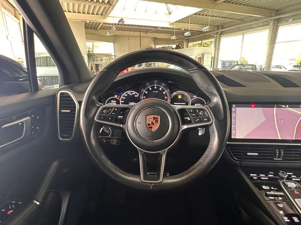 Porsche Cayenne - Imagem 14