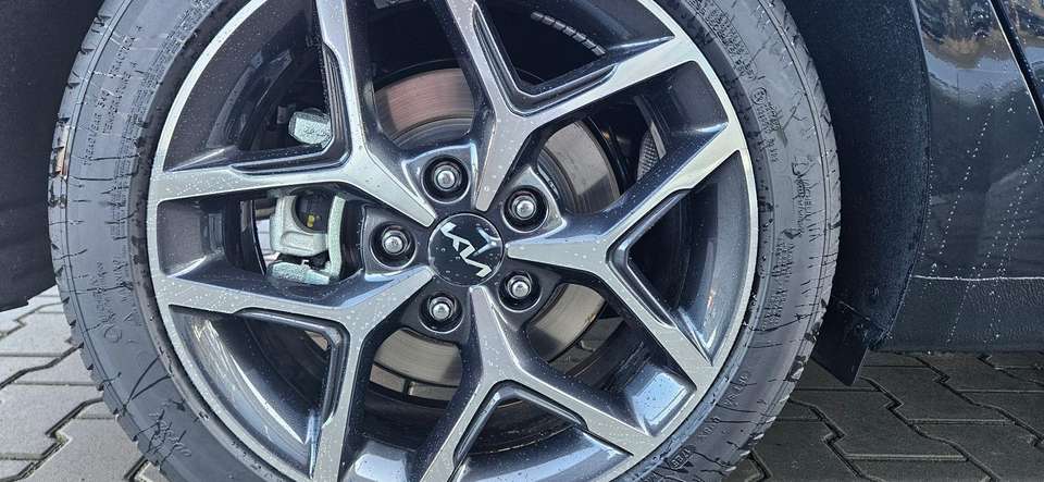 Kia Ceed SW / cee'd SW - Imagem 12