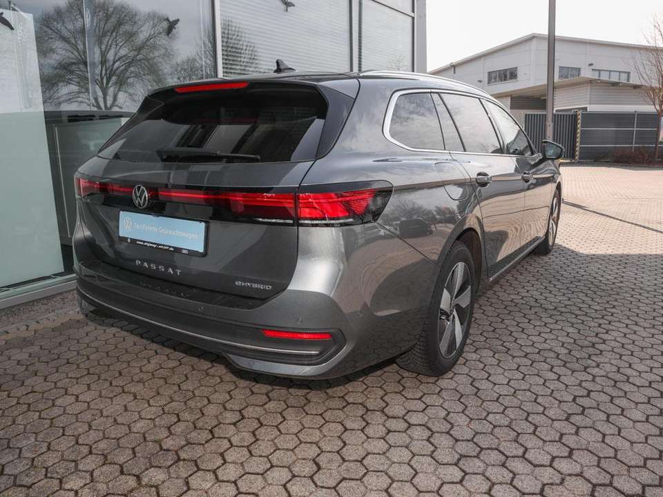 Volkswagen Passat - Imagem 6