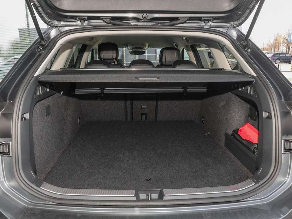 Volkswagen Passat - Imagem 13