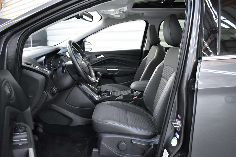 Ford Kuga - Imagem 9