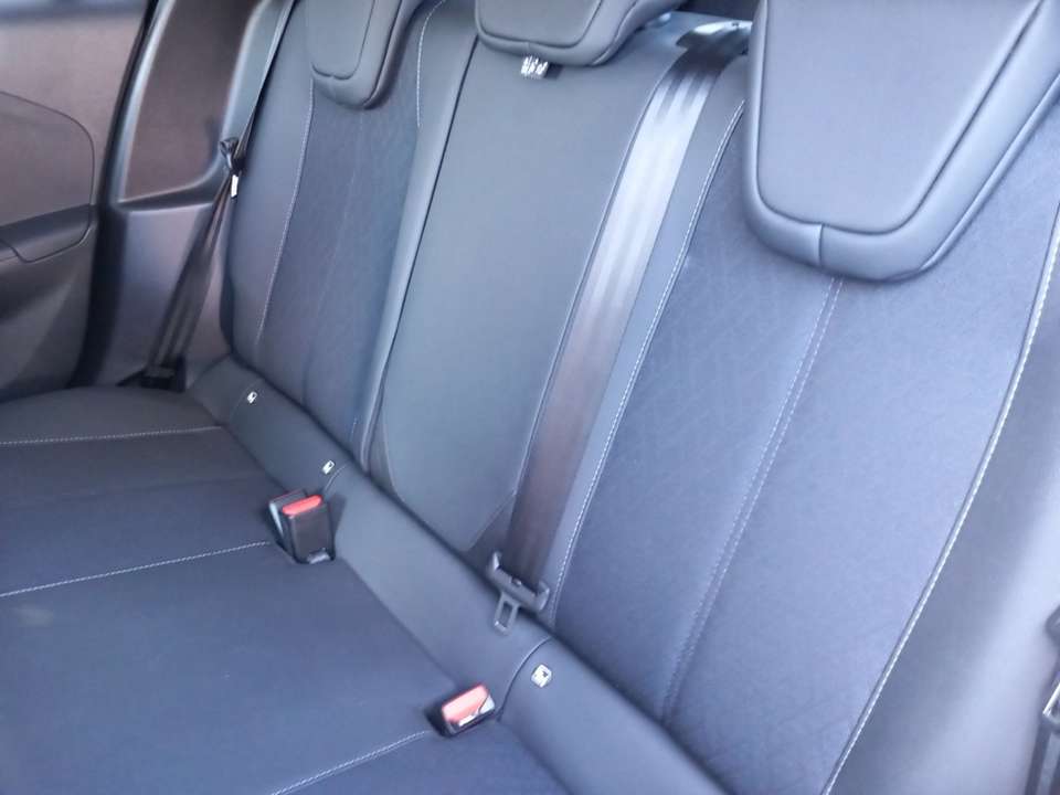 Opel Corsa - Imagem 13