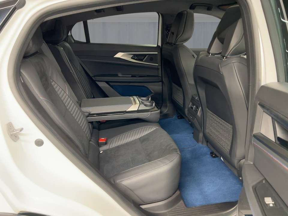 Renault Rafale - Imagem 10