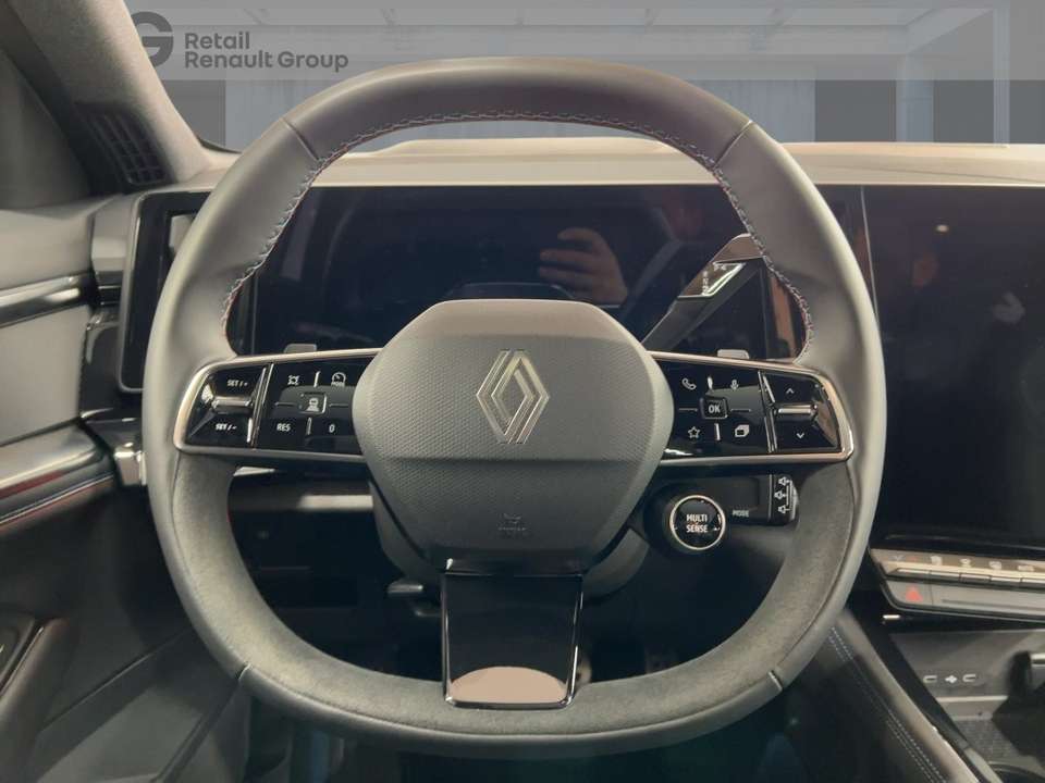 Renault Rafale - Imagem 12