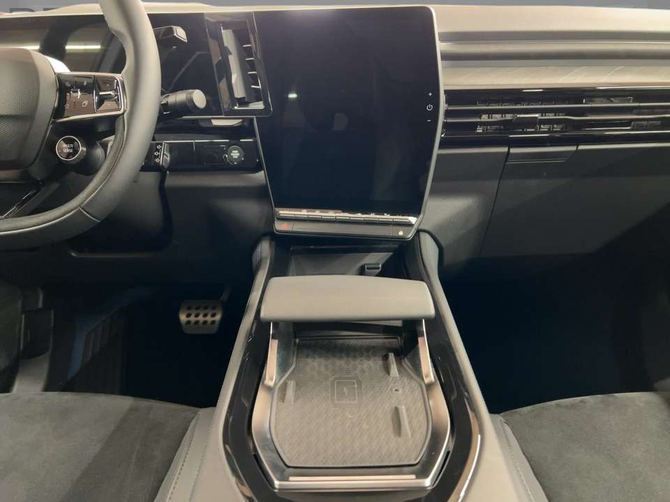 Renault Rafale - Imagem 13