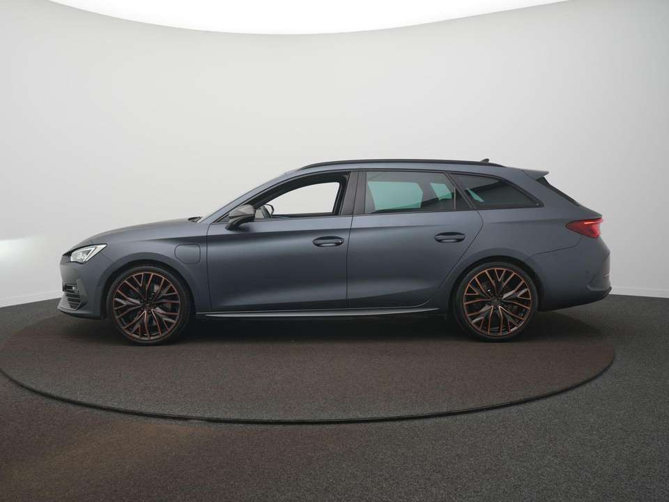Car picture 9