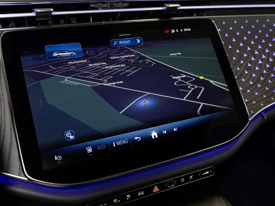 Mercedes-Benz E 300 - Imagem 12