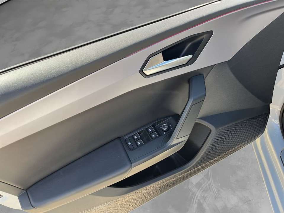 SEAT Leon - Imagem 14