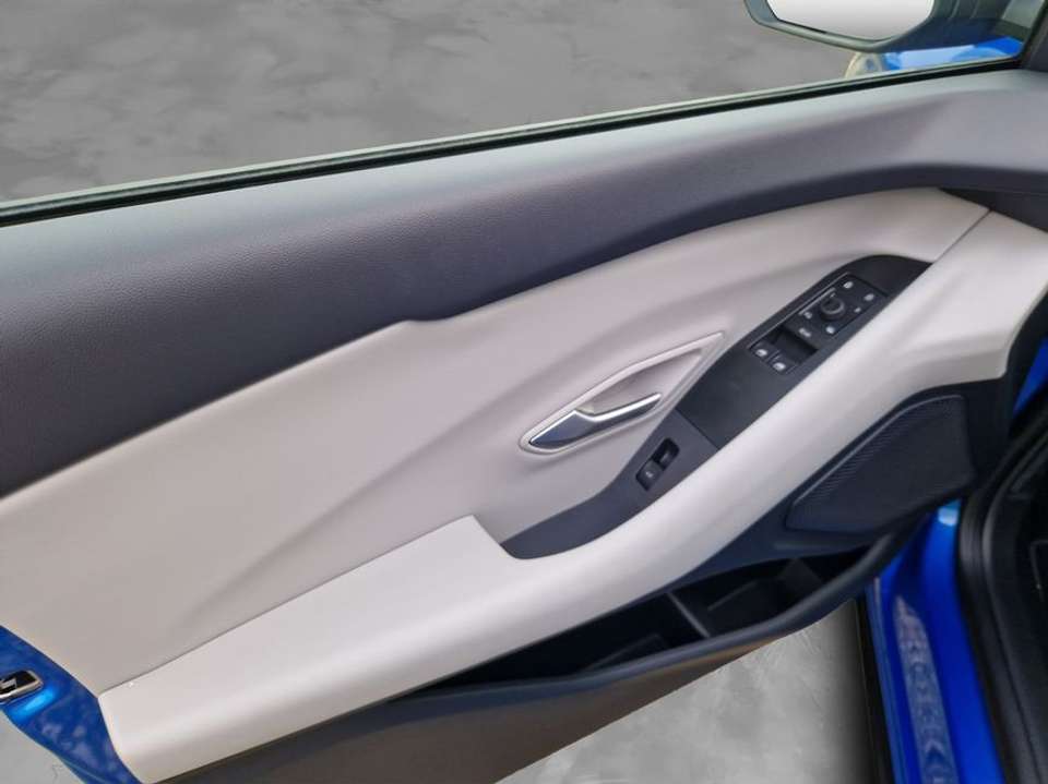 Ford Explorer - Imagem 16