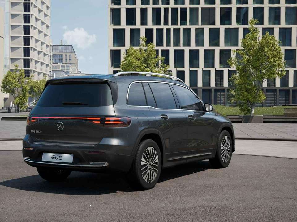 Mercedes-Benz EQB 250 - Imagem 2