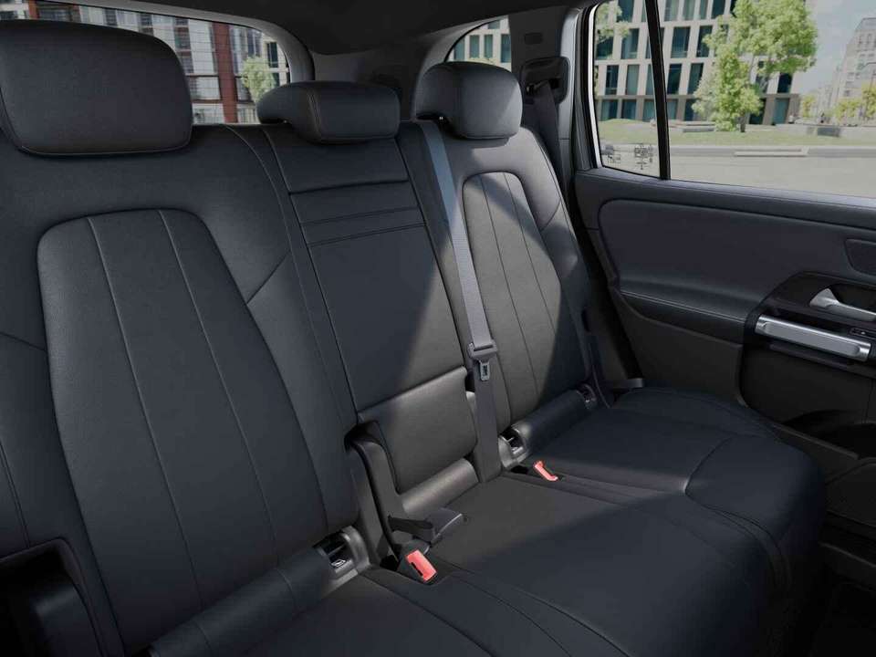 Mercedes-Benz EQB 250 - Imagem 6