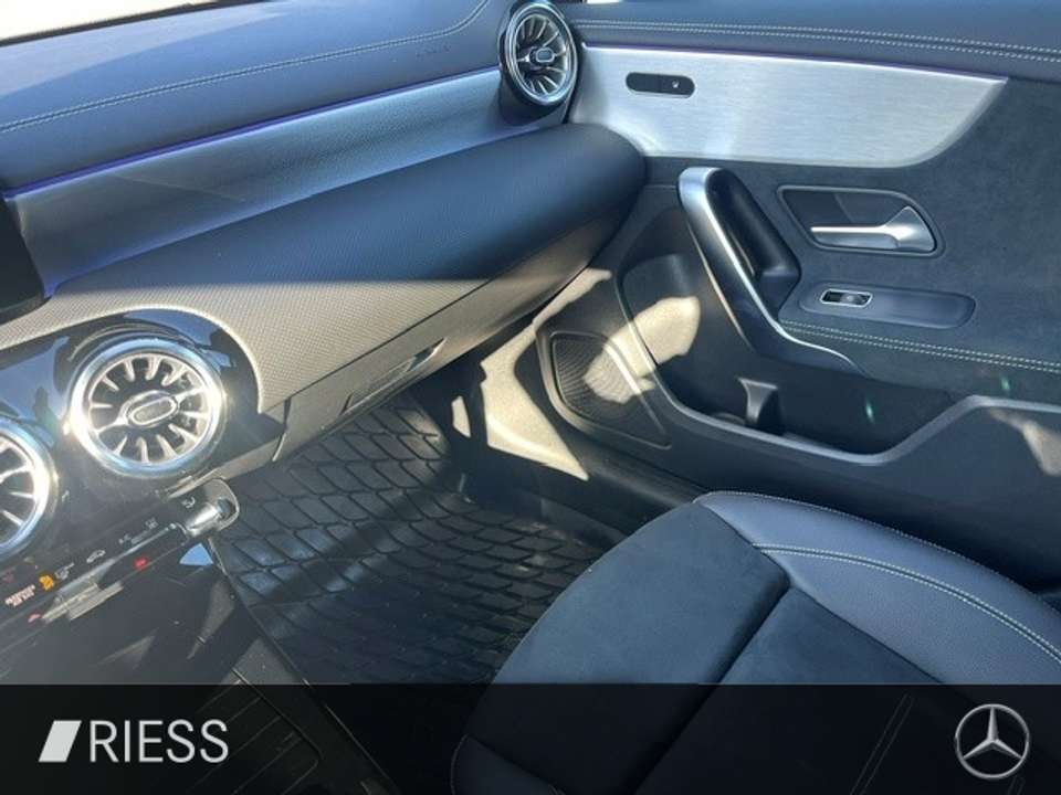 Mercedes-Benz A 250 - Imagem 13