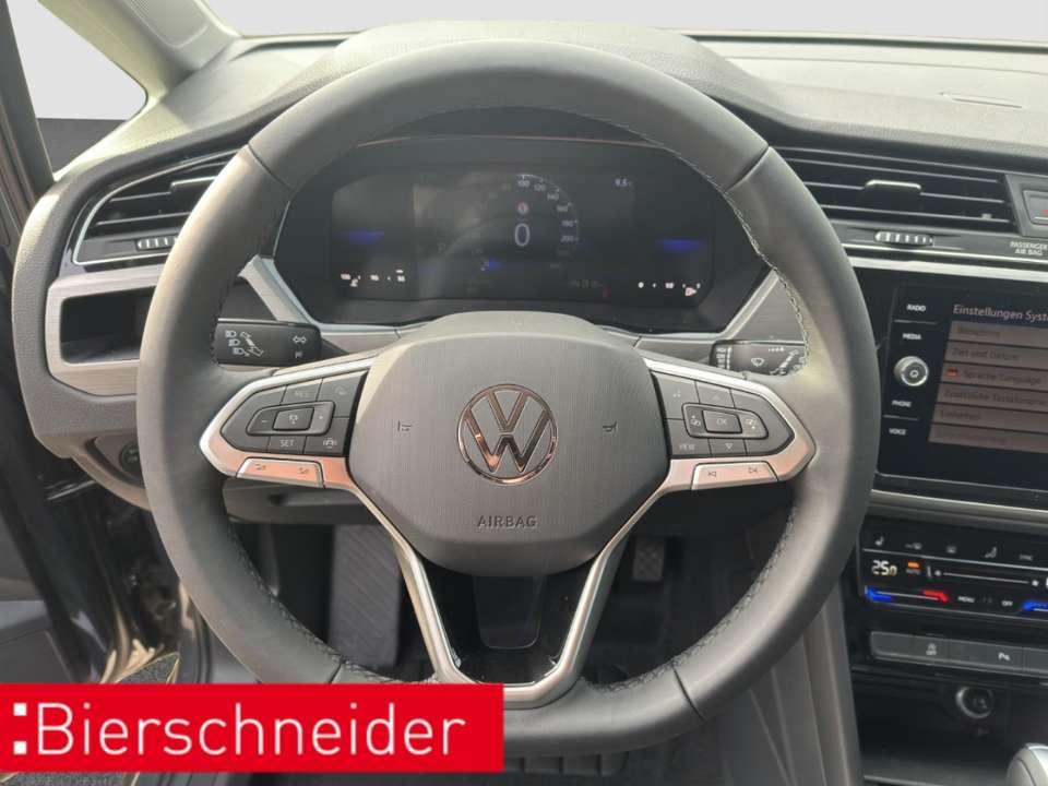 Volkswagen Touran - Imagem 14