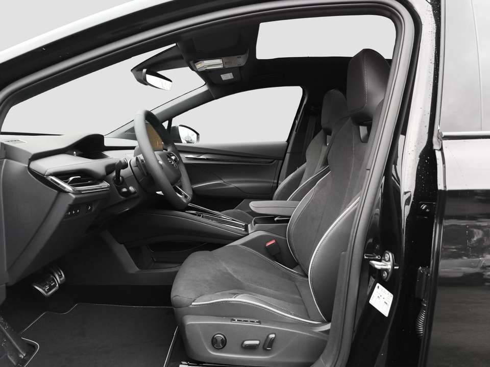 Skoda Enyaq - Imagem 13