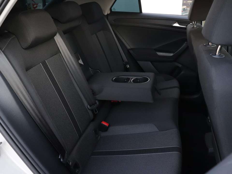 Volkswagen T-Roc - Imagem 8