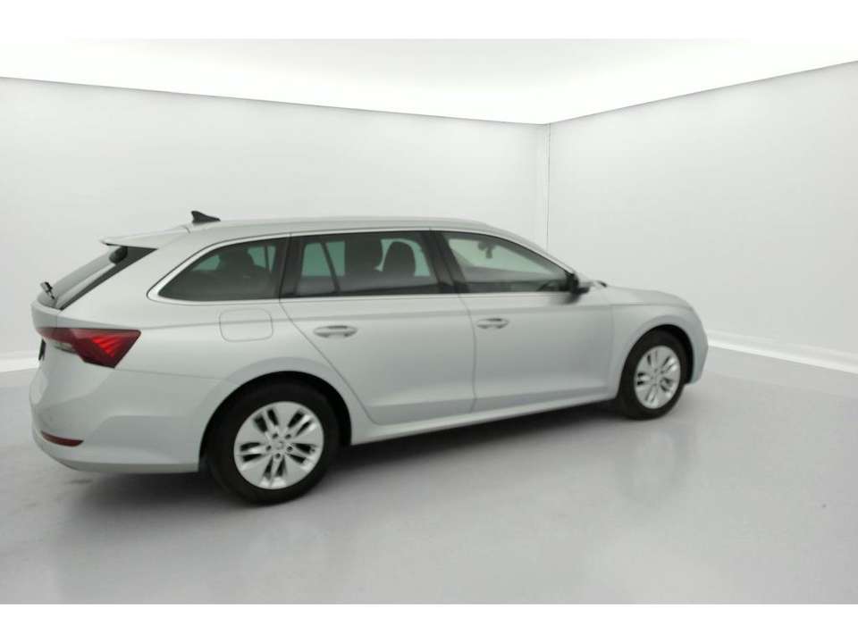 Skoda Octavia - Imagem 4