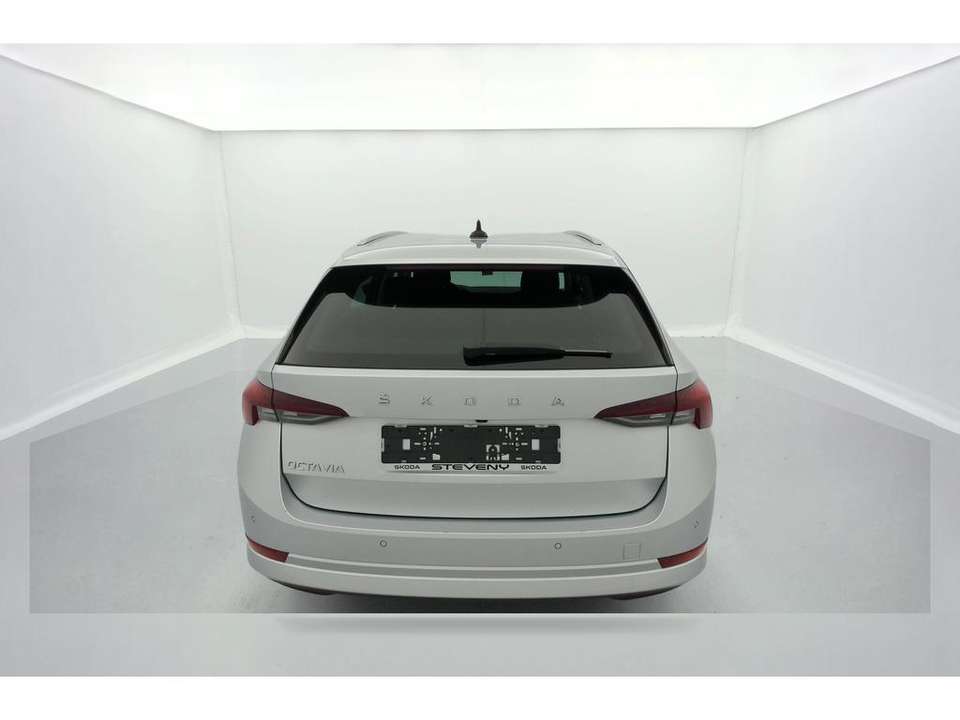 Skoda Octavia - Imagem 13