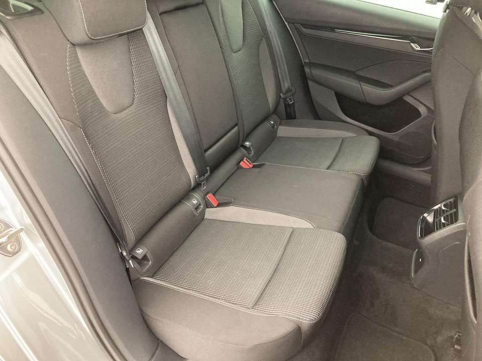 Skoda Octavia - Imagem 14