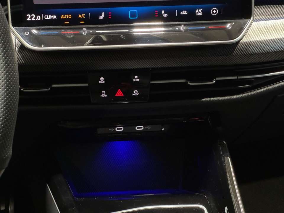 Volkswagen Golf Variant - Imagem 12