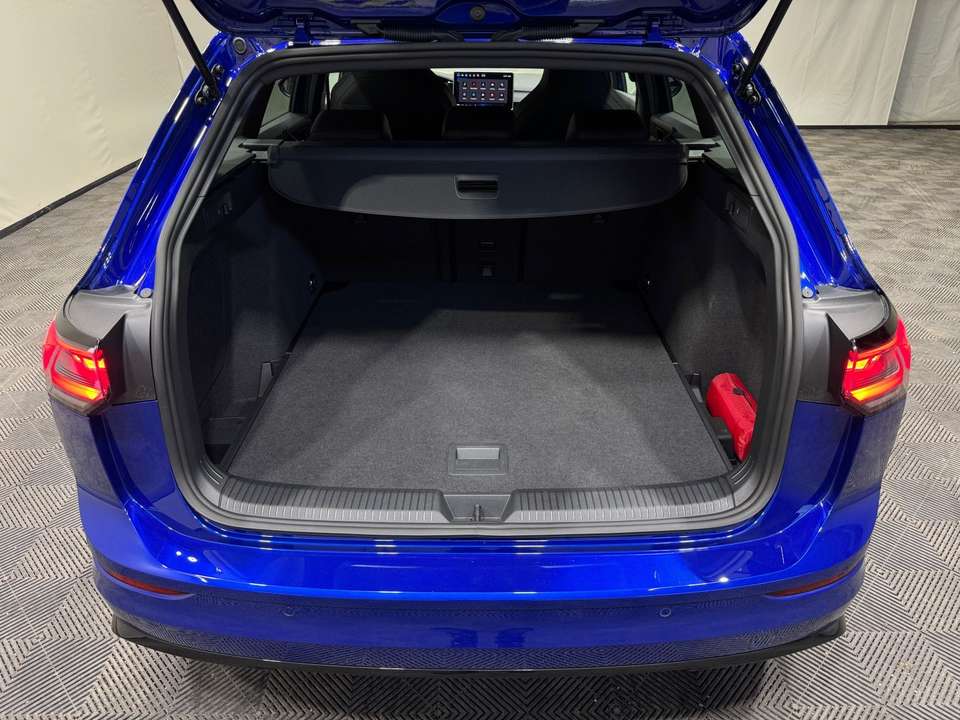 Volkswagen Golf Variant - Imagem 15