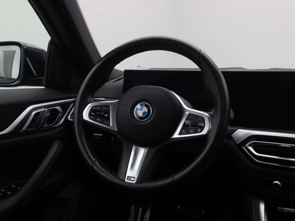 BMW i4 - Imagem 2