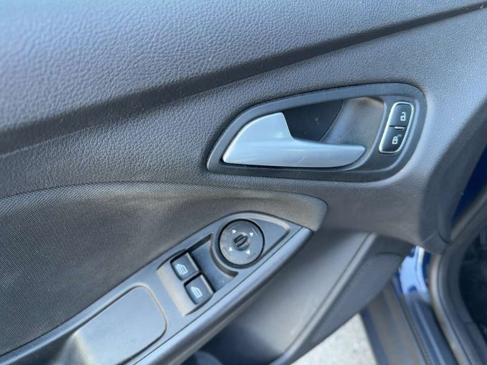 Ford Focus - Imagem 15