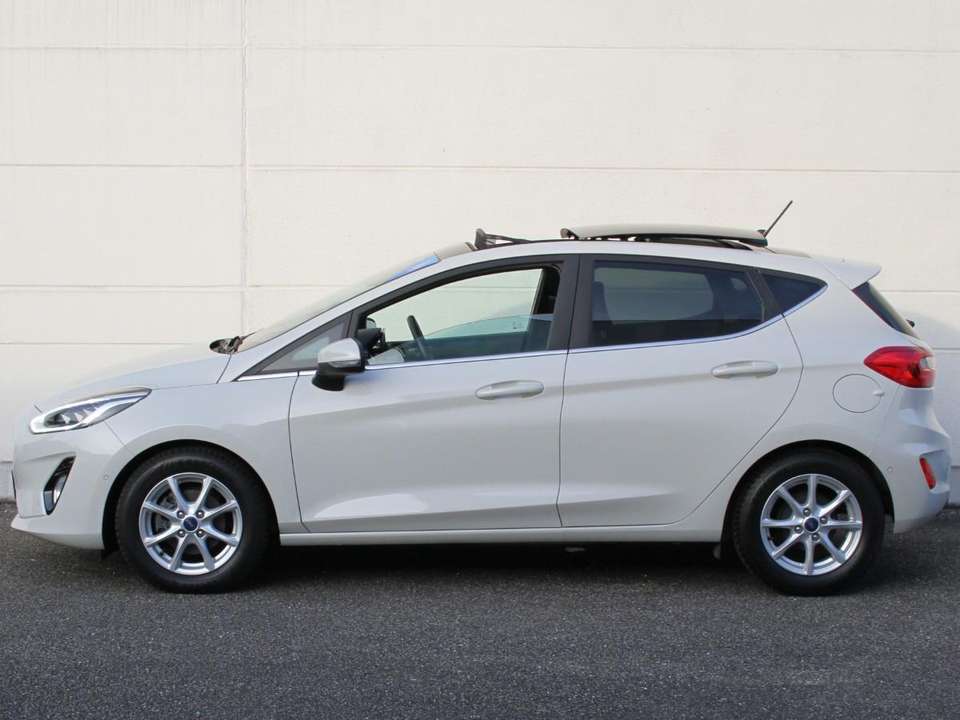 Ford Fiesta - Imagem 8
