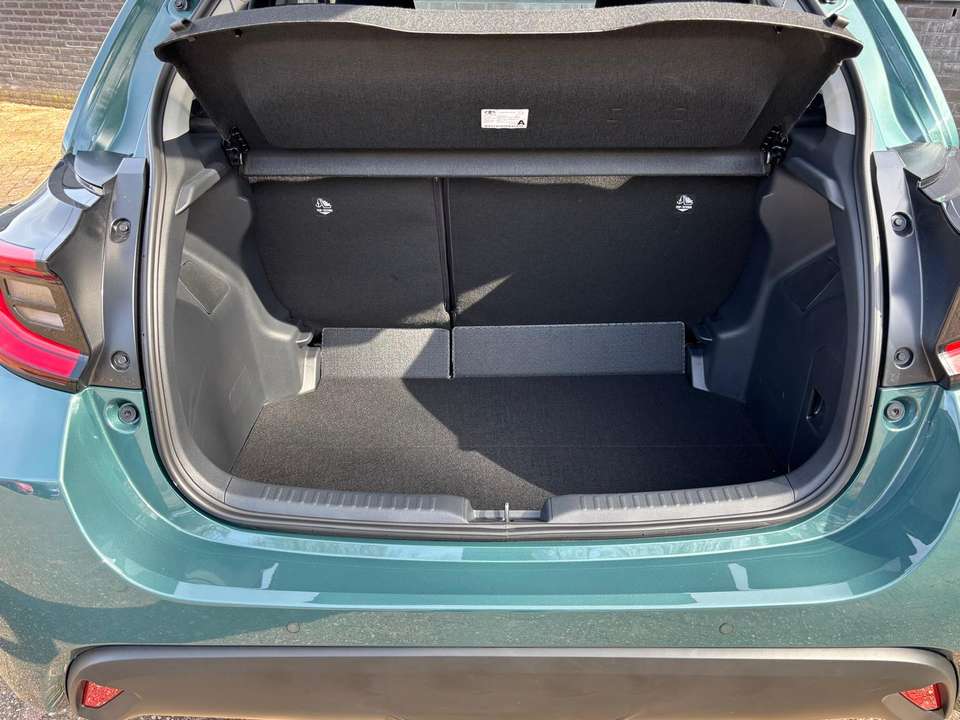 Toyota Yaris - Imagem 8