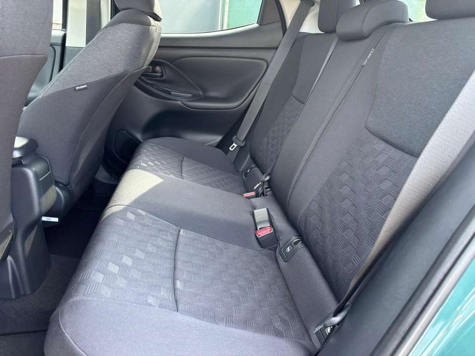 Toyota Yaris - Imagem 11