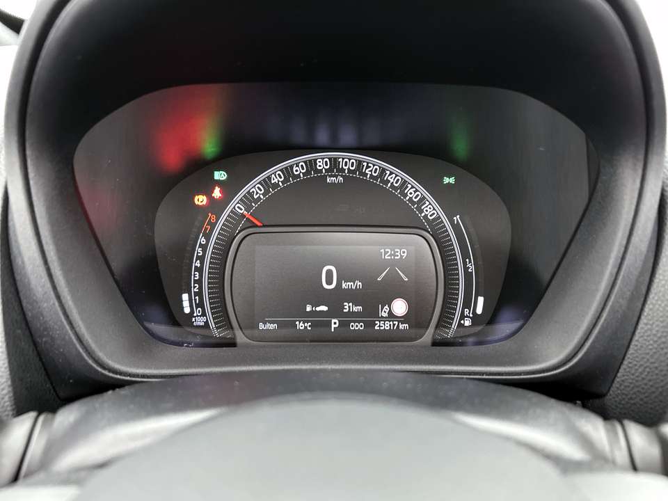 Toyota Aygo X - Imagem 6