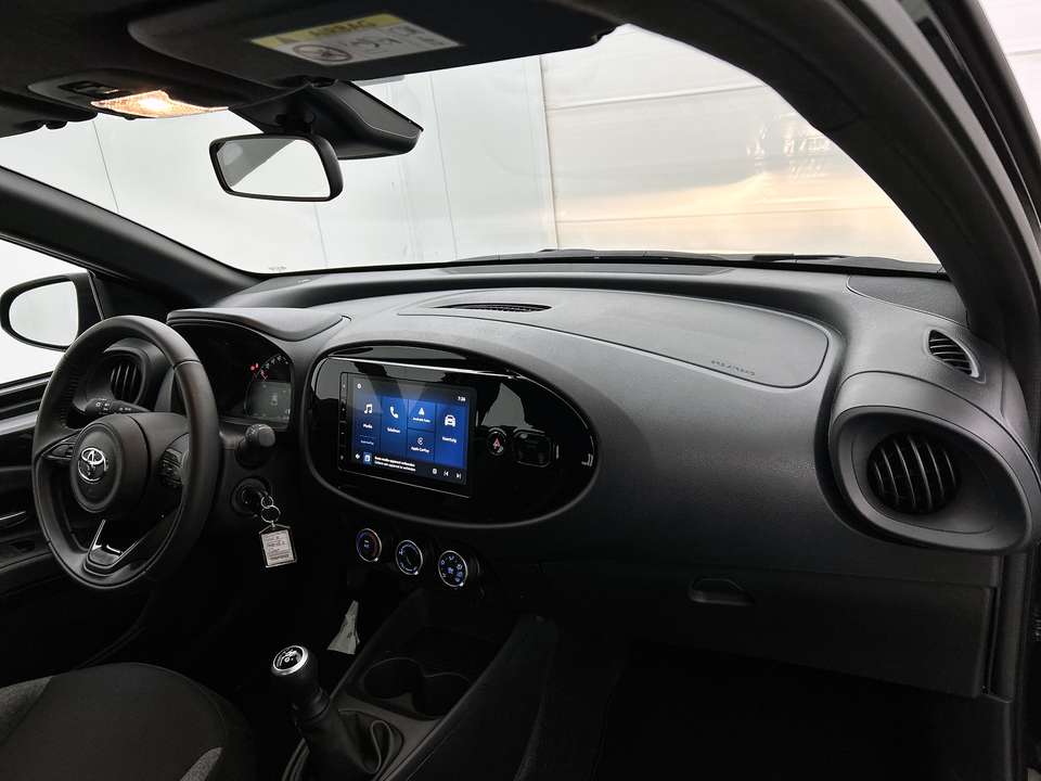 Toyota Aygo X - Imagem 6