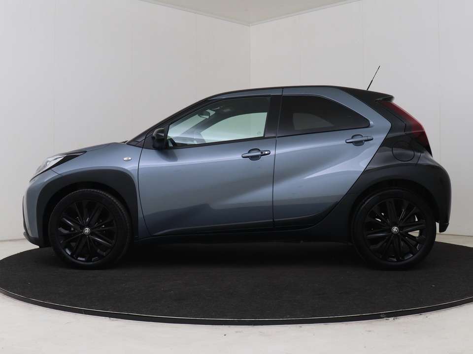 Toyota Aygo X - Imagem 3