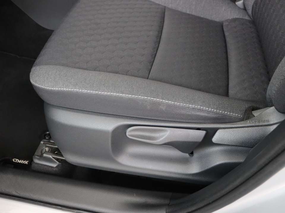 Toyota Yaris - Imagem 11