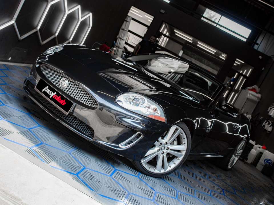 Jaguar XK - Imagem 1
