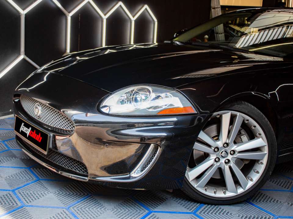 Jaguar XK - Imagem 2