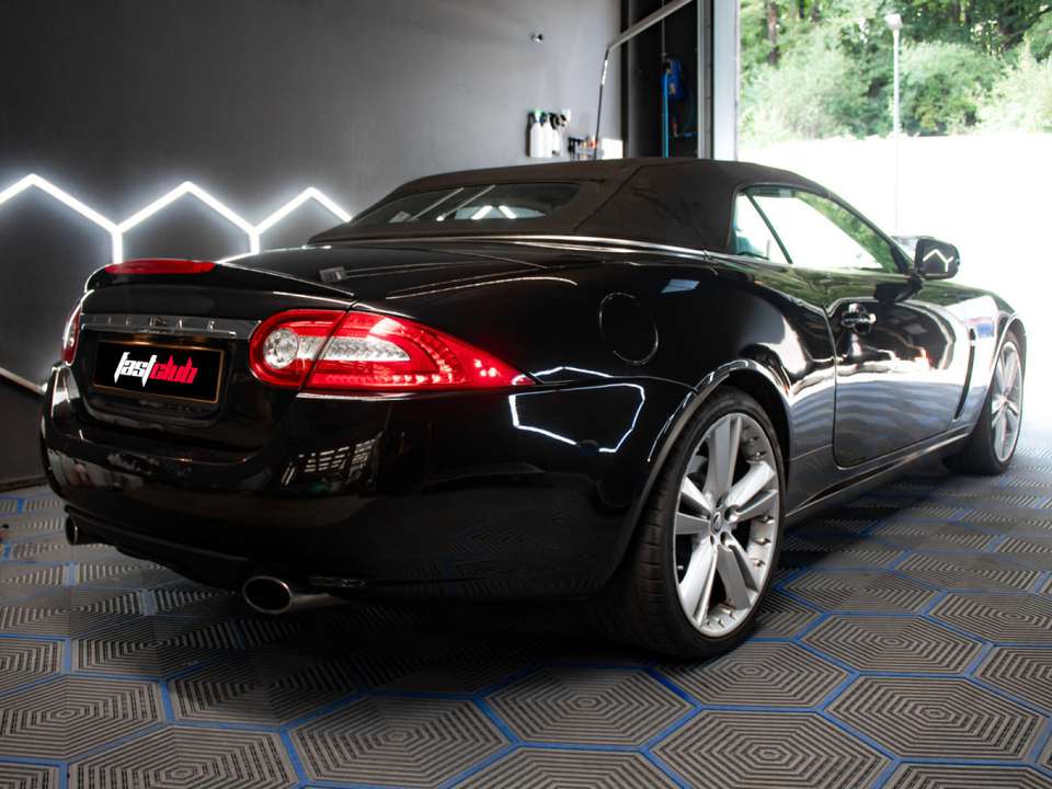 Jaguar XK - Imagem 6
