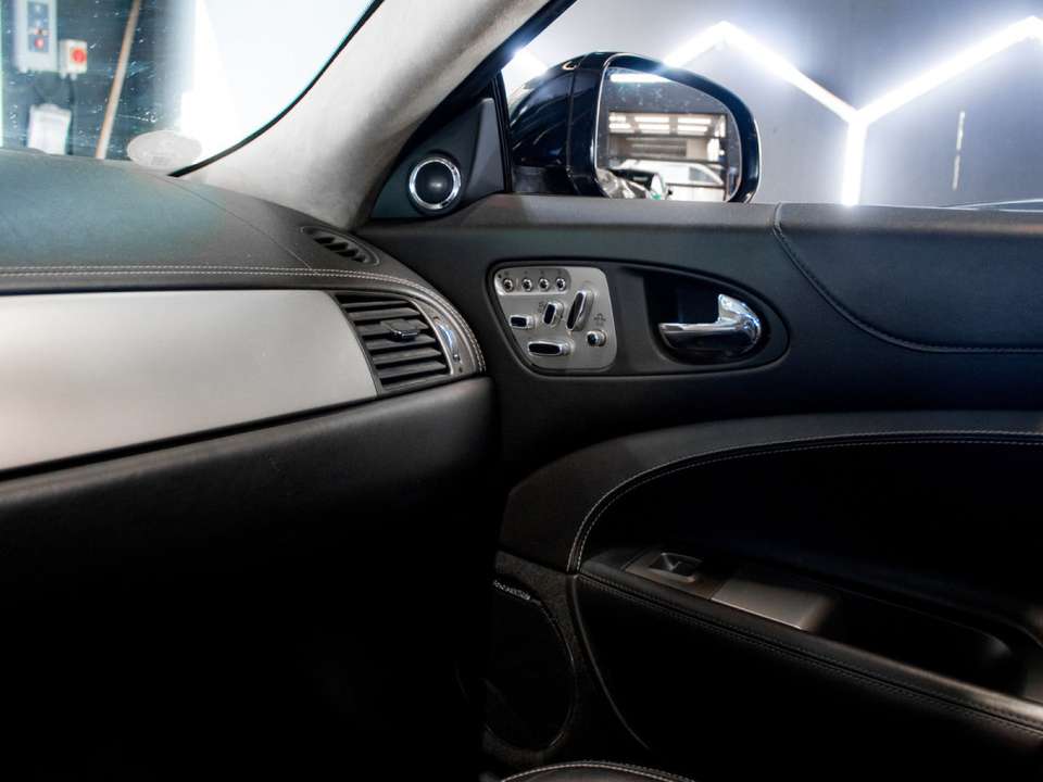 Jaguar XK - Imagem 14