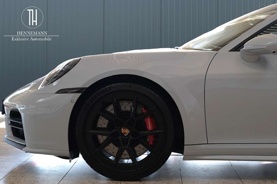 Porsche 992 - Imagem 6