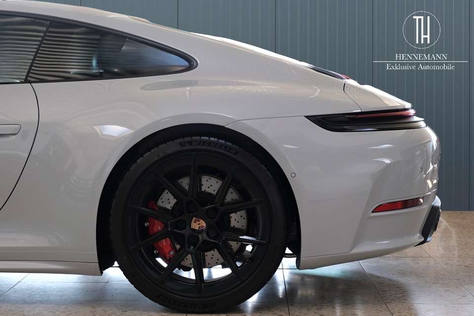 Porsche 992 - Imagem 7