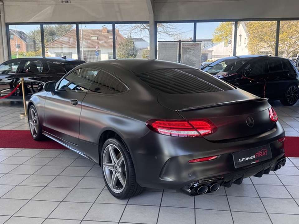 Mercedes-Benz C 220 - Imagem 2